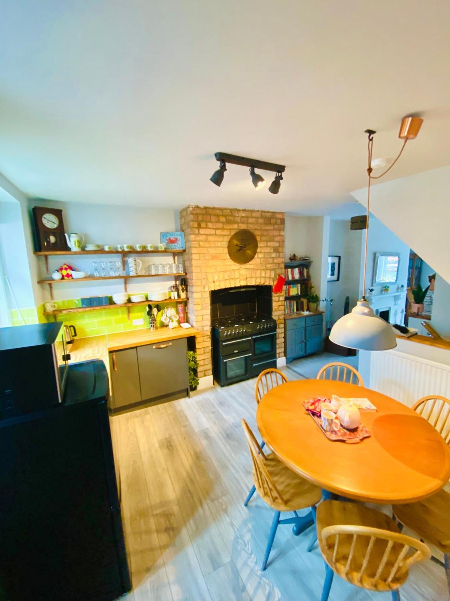 Vere House, 1, Spacious & Great Location Appartamento *